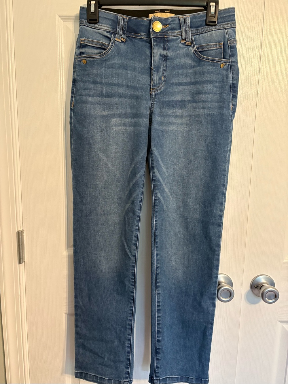 Democracy Ab Classic Blue Women’s Jeans – Timeless Straight Leg